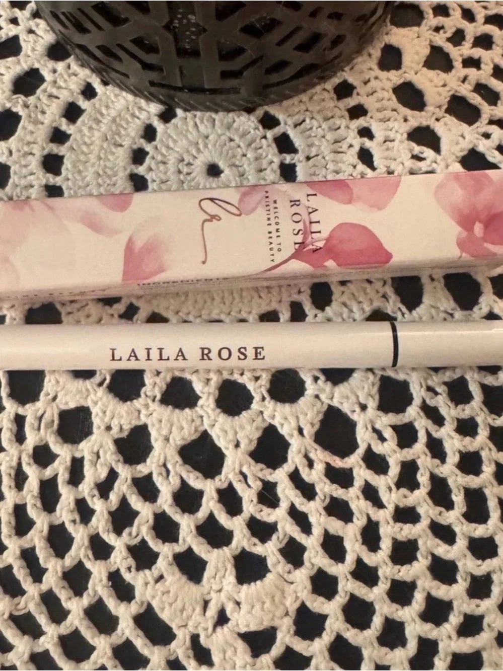 Laila Rose nib laila